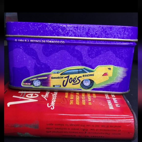 Camel, Winston, and Velvet - Cigar / cigarette / smoking - tins and lighters lot - Picture 8 of 16